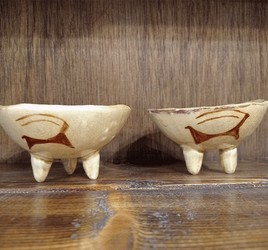 کاسه پایه دار دست ساز طرح قدیمی